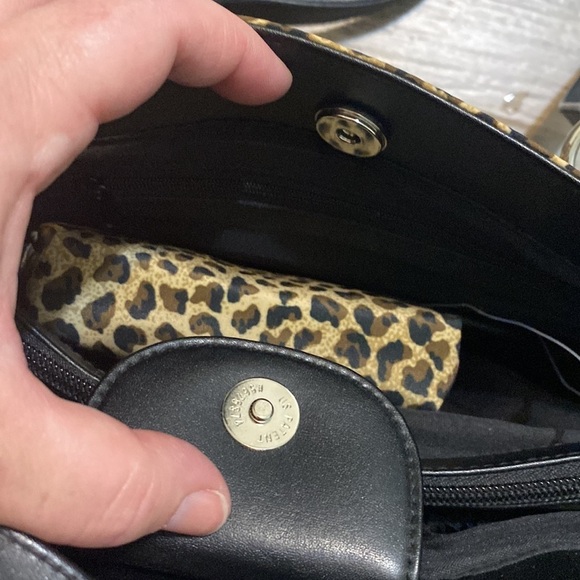 Rosetti Leopard Print Shoulder Bag - Picture 9 of 16